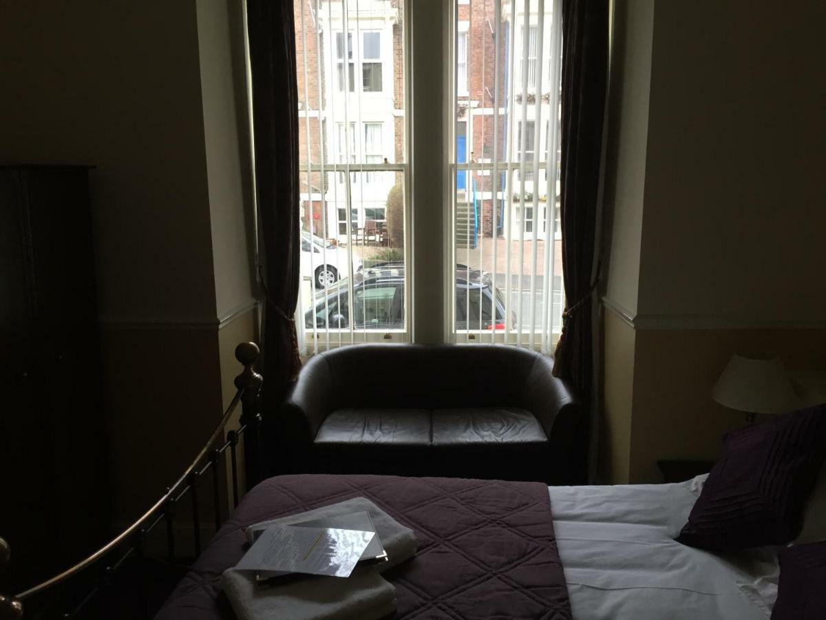 The Arches Guest House Whitby Esterno foto