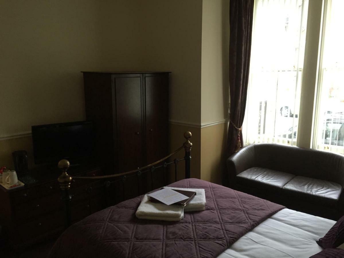 The Arches Guest House Whitby Esterno foto
